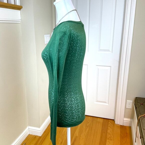 Decree T-Shirt Sheer Long Sleeve Burnout Floral Pattern Green (S) - Picture 3 of 6